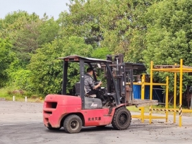 宜賓叉車司機(jī)培訓(xùn)學(xué)校