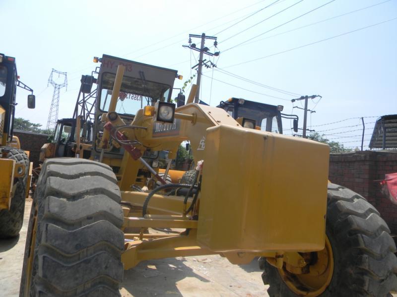 平地機(jī)租賃